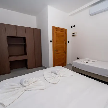 Apartman Charming Centre Walk To Rotunda By Hostmt *